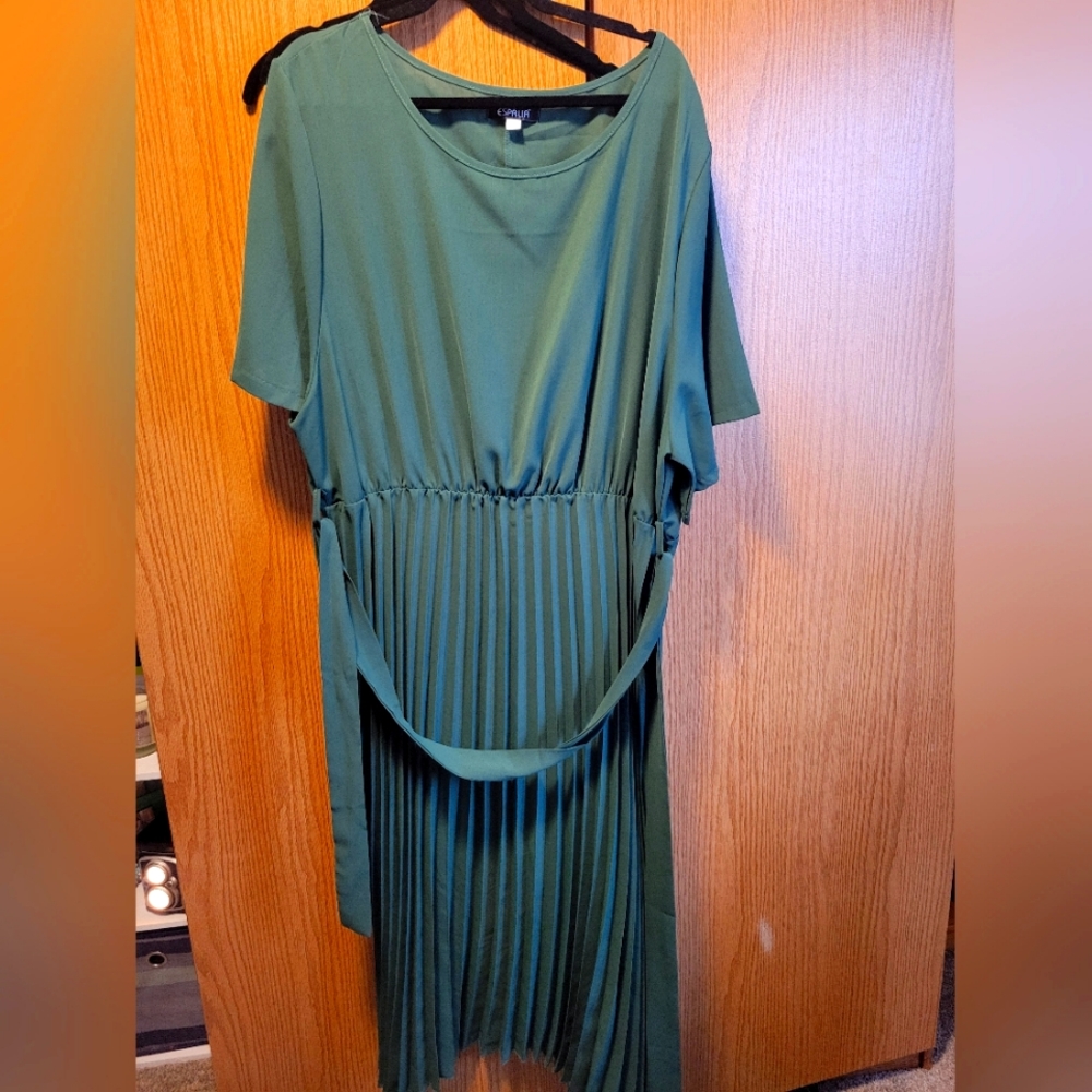 Green dress
